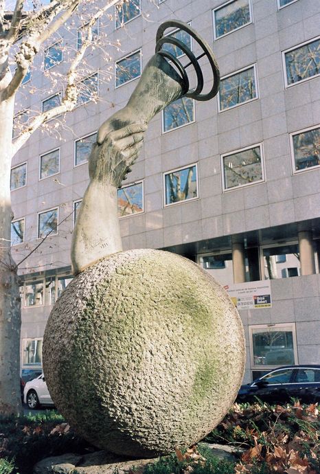 Xavier de Fraissinette, Place Vendôme, 1993