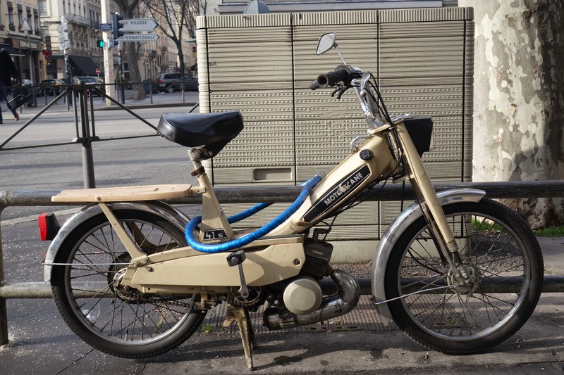 «&nbsp;Mobylette&nbsp;» Peugeot Motobécane 101 #369