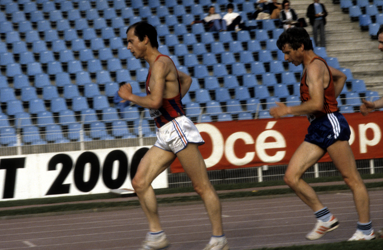 Dominique Guebey devant Gerard Lelievre