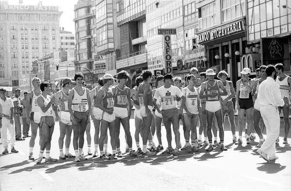La Corogne 1988, au départ du 35 km - w:600, h:395, 186259, JPEG La Corogne 1988, au départ du 35 km
