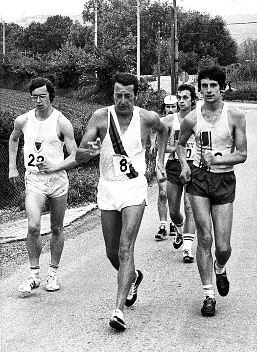 Domninique Guebey, Bernard Grevot, Gérard Perez. Derrière/behind Christian Ducrot, Jean-Louis Lafleur