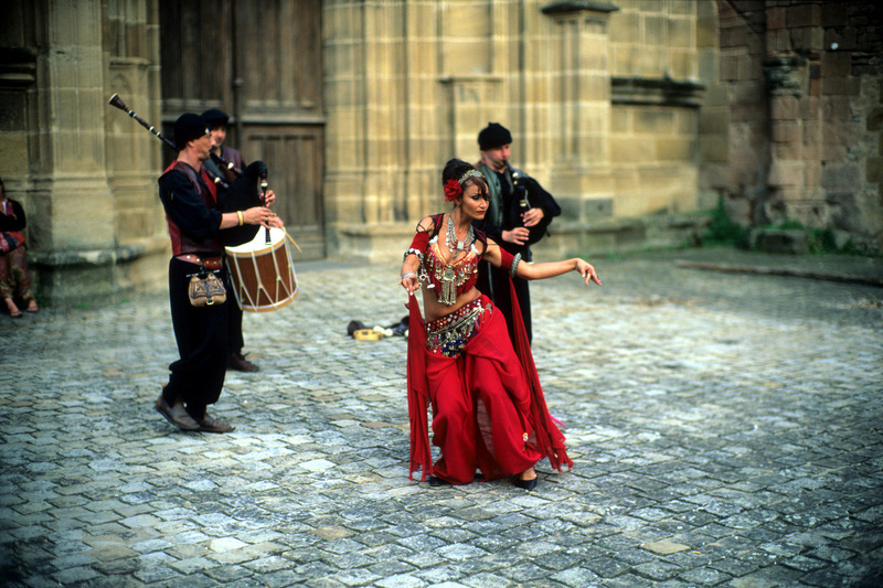 Troupe Al Cantara, Noctilux f1:1.4