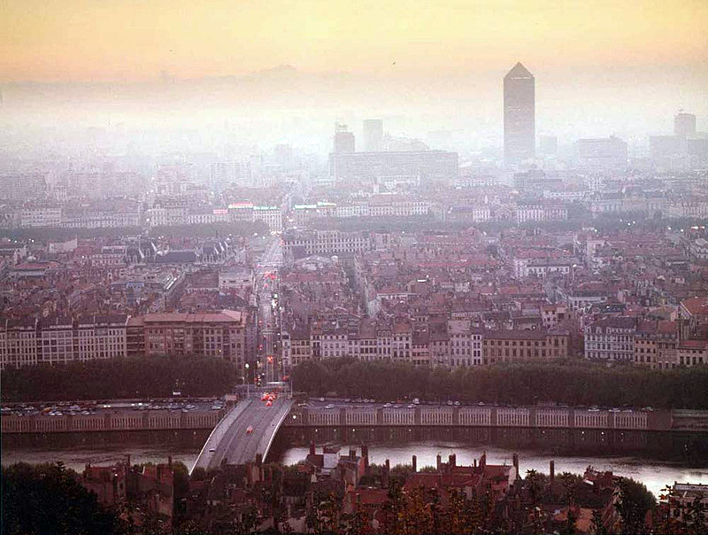 Lyon a l'aube, Linhof Master Technika w:800, h:604 Lyon a l'aube, Linhof Master Technika