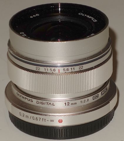 objectif / lens : Zuiko 12/2.0 objectif / lens : Zuiko 12/2.0